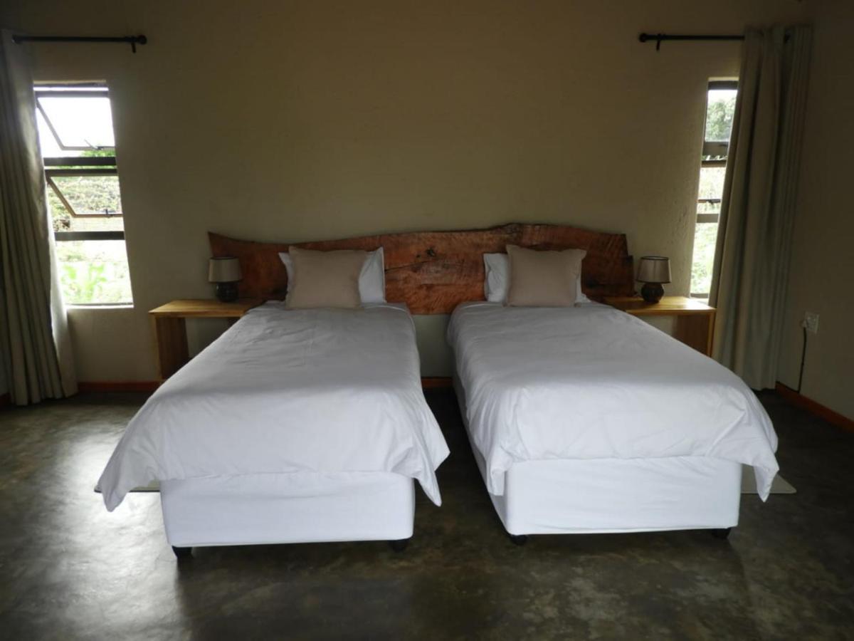 Bongan Safari Lodge Mbabat Екстериор снимка