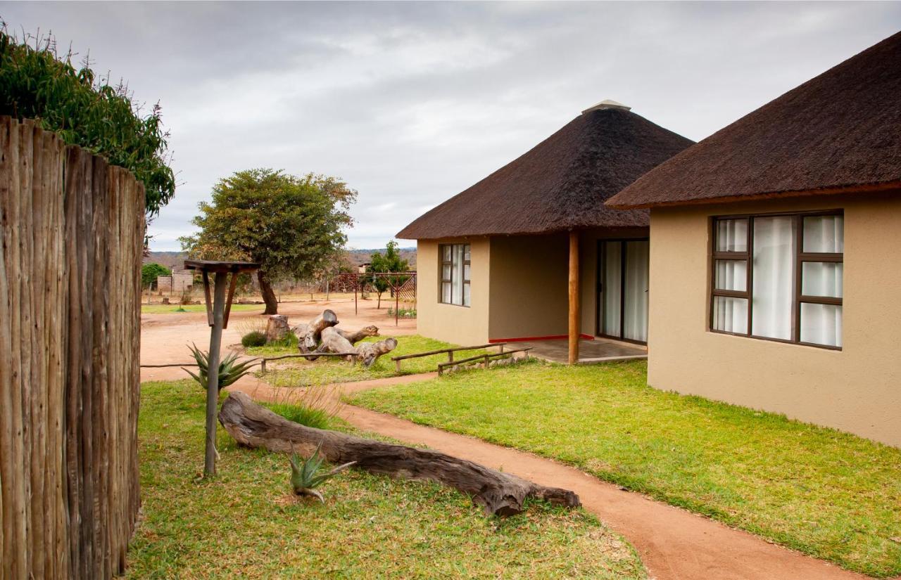 Bongan Safari Lodge Mbabat Екстериор снимка