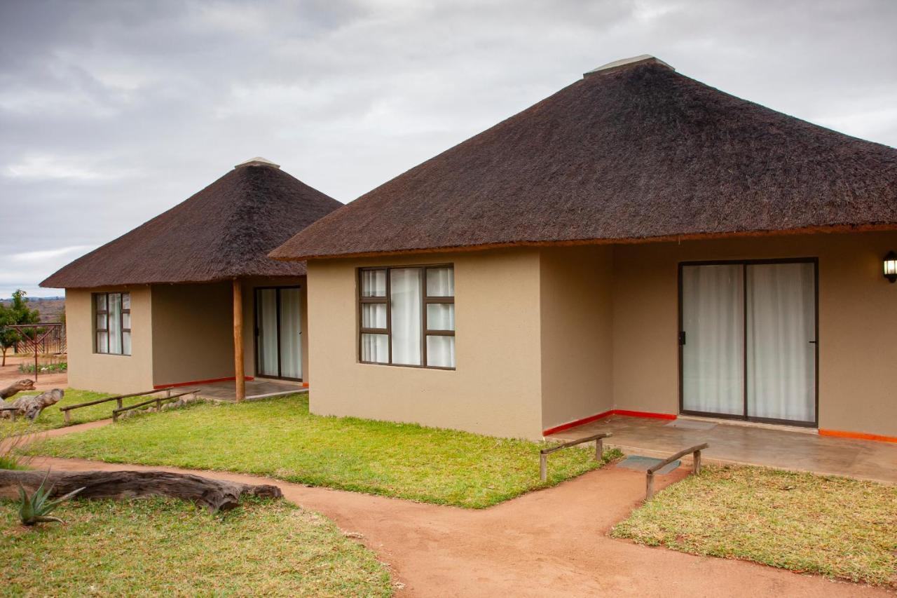 Bongan Safari Lodge Mbabat Екстериор снимка